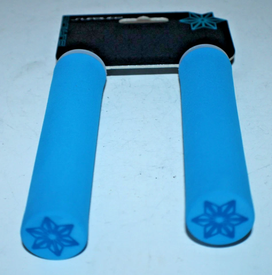 SUPACAZ Supalite 9g Lightweight Slip-on Bike Handlebar Grip Neon Blue Ships Free - Image 2 of 4
