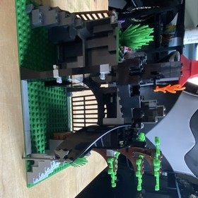LEGO Castle Dark Dragons Den 6076 INCOMPLETE