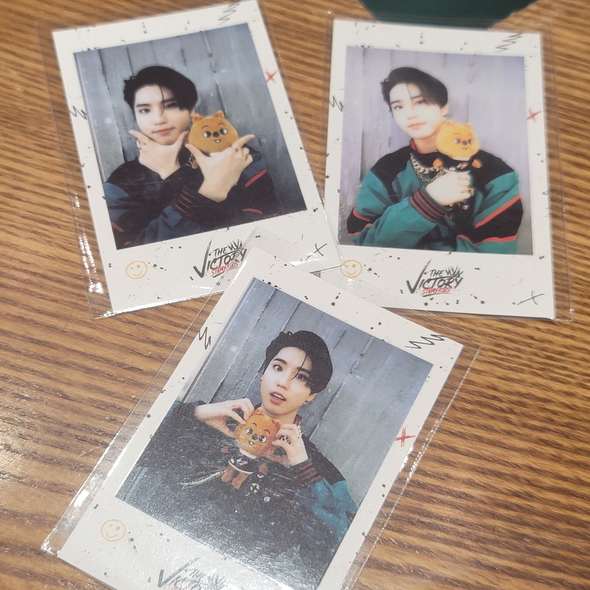 STRAY KIDS x SKZOO instant photocard POP-UP STORE THE
