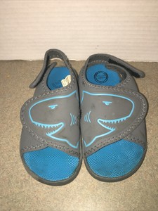 boy flip flops with back strap
