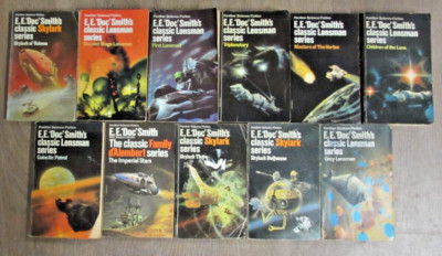 11 GEMISCHTE AUSWAHL AN BÜCHERN von E. E. DOC SMITH ** £4,50 UK POST ** TASCHENBUCH