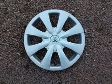 New 08 09 2010 2011 2012 2013 Corolla Hubcap 15 Wheel Cover Chrome Emblem 61147