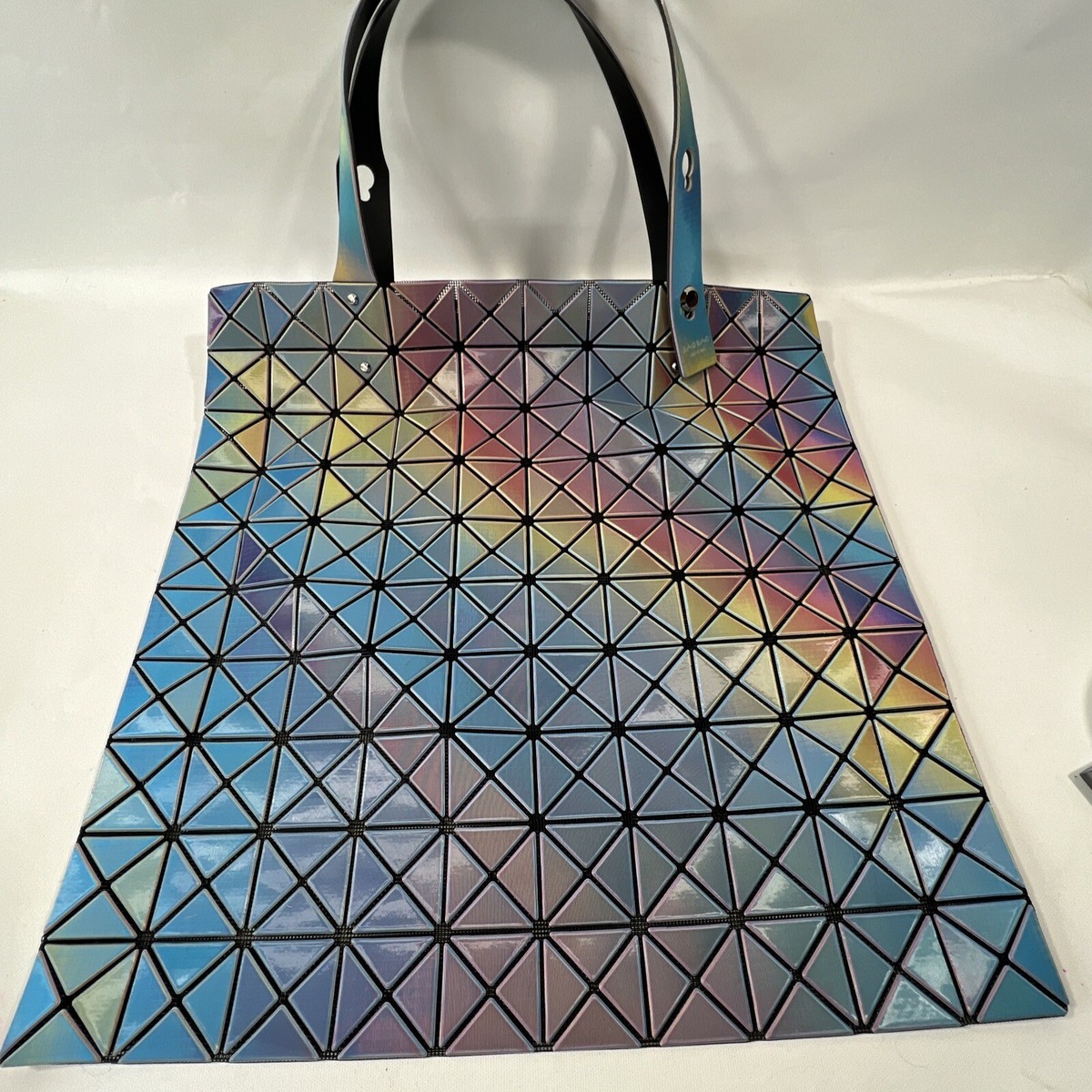 バオバオ　BAOBAO ISSEIMIYAKE　トート　レインボー　プリズム ISSEY MIYAKE イッセイミヤケ バオバオ バオバオトート プリズム