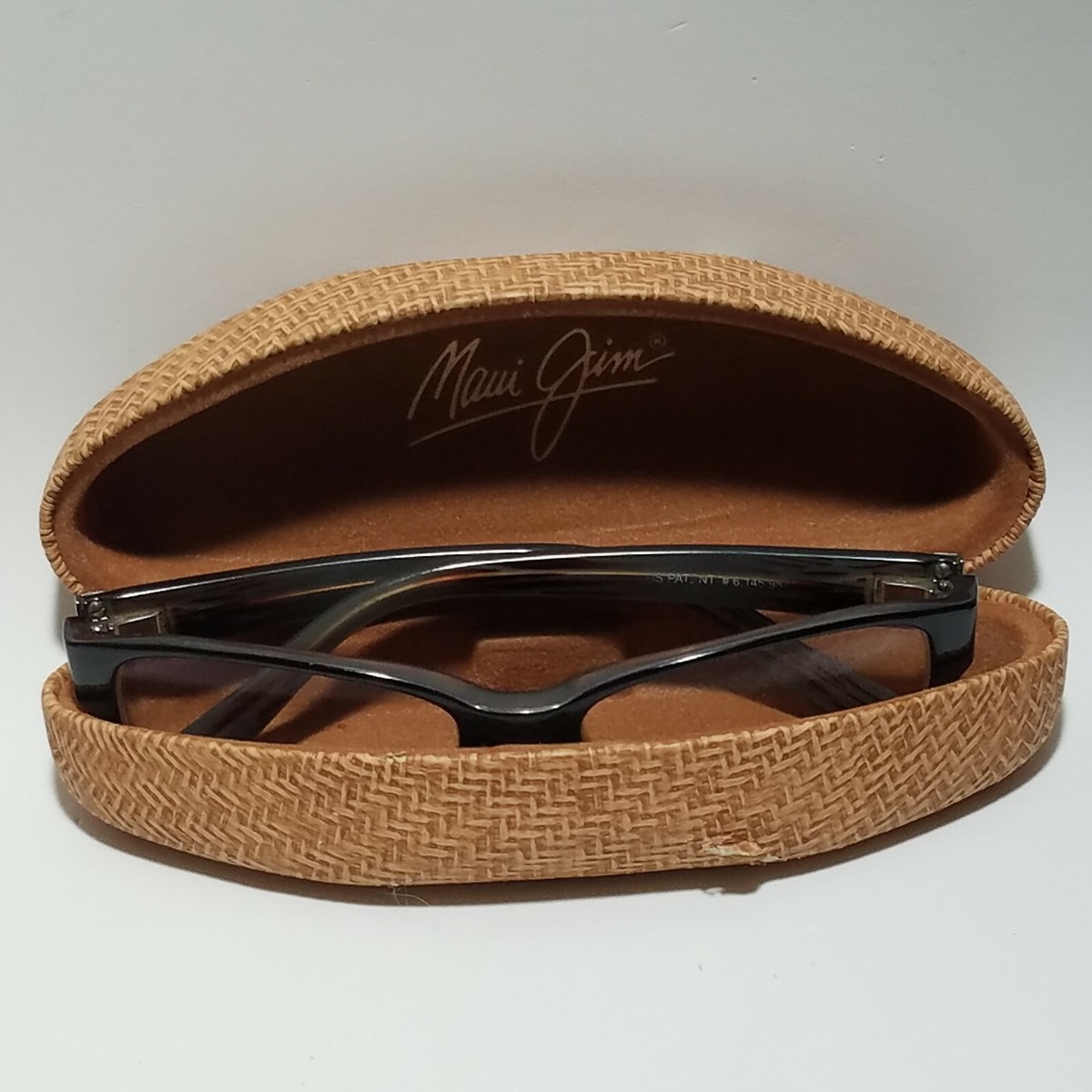 Maui Jim Black & Wood Grain Women display picture 3
