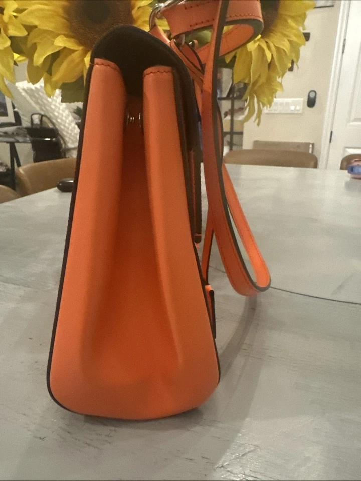 Louis Vuitton Epi Leather Orange Clooney MM 2WAY - Image 4 of 4