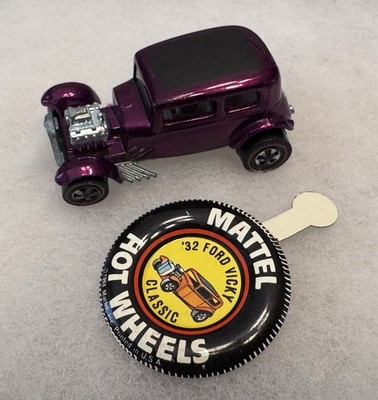 HOT WHEELS REDLINE CLASSIC '32 FORD VICKY HTF MAGENTA W/ BUTTON 1968
