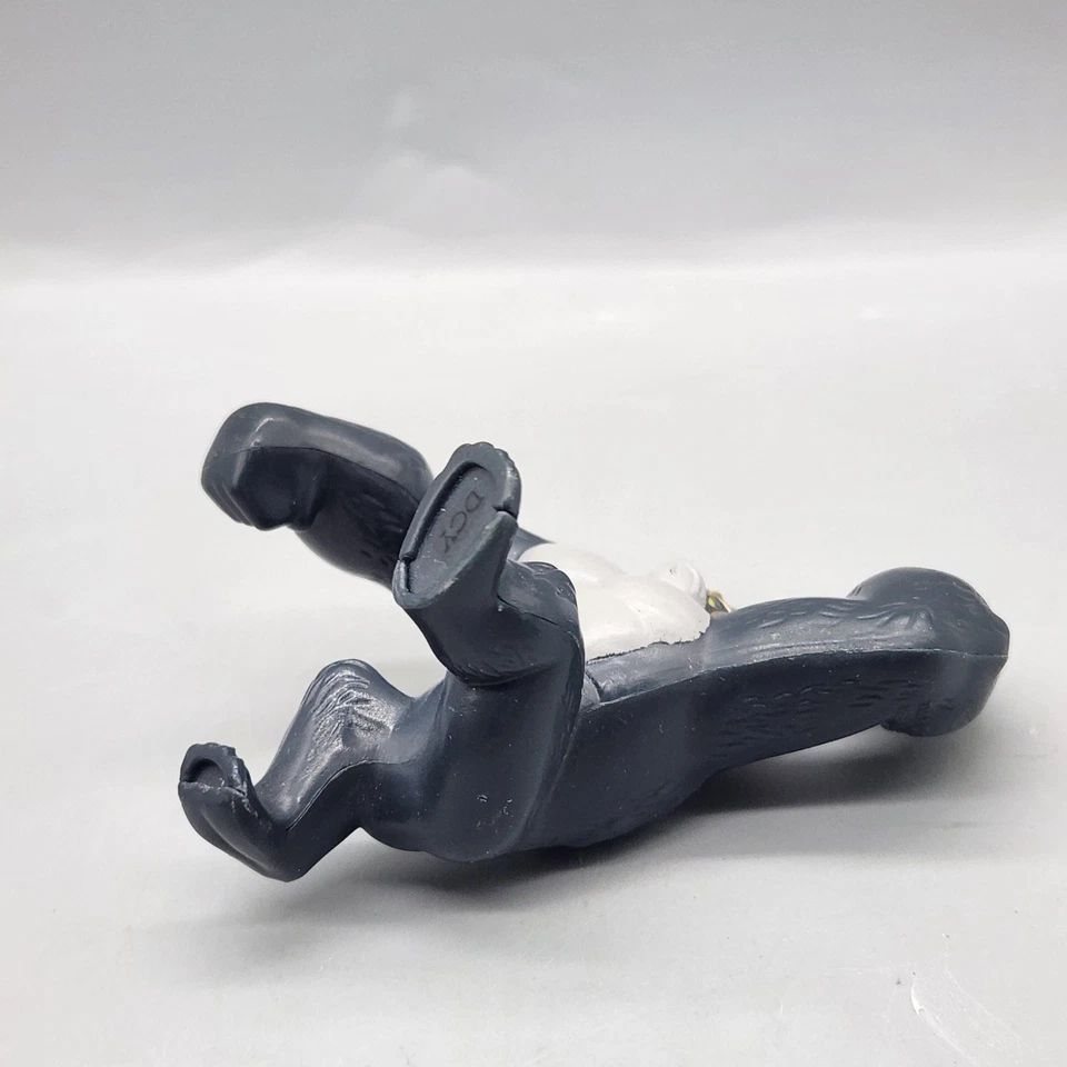 Boneco de ação blindado gorila macaco brinquedo mini PVC cinza ouro branco capacete solto - Imagem 4 de 4