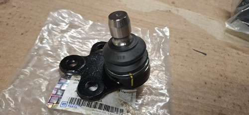 Genuine Vauxhall opel mokka chevrolet trax aveo left ball joint 95017034 + Bolts - Picture 1 of 8