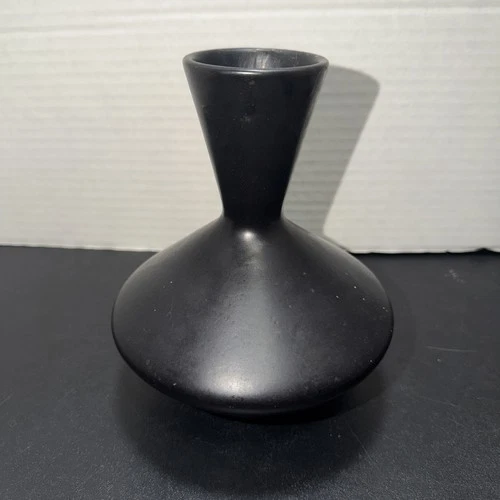 VINTAGE MID-CENTURY MODERN ROYAL HAEGER BLACK SATIN ATOMIC VASE, MCM, RG 93