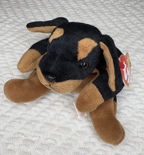 Vintage 1996 TY Beanie Babies Collection - Doby the Dog w/ Tags