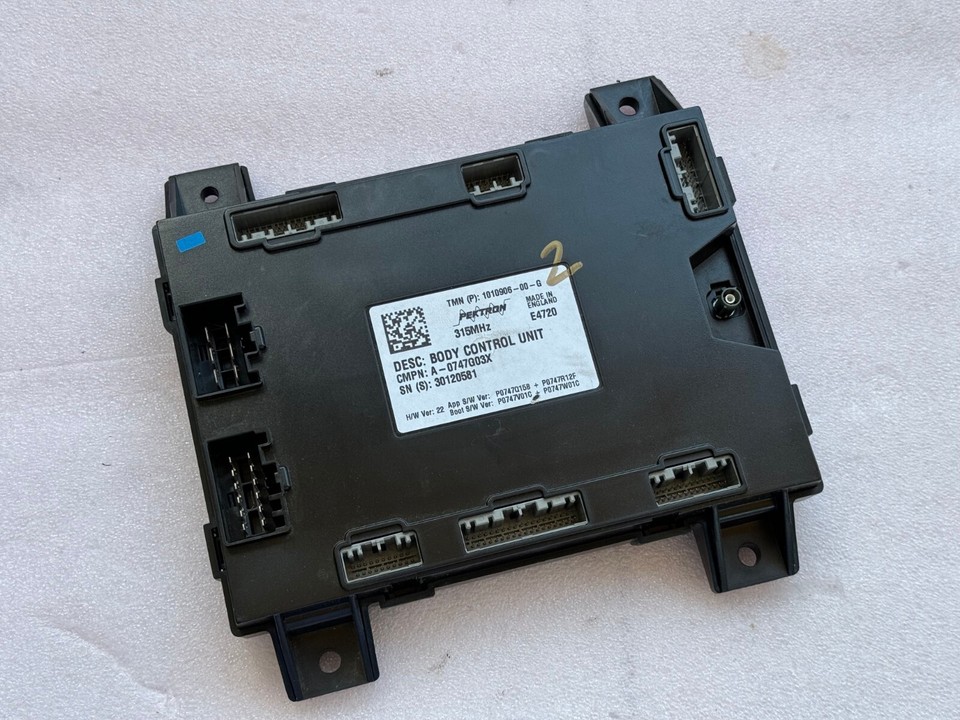 Tesla Control Module Right New Oem Tesla Model S 2016-2021 BODY CONTROL MODULE UNIT - 1010906-00-G ...