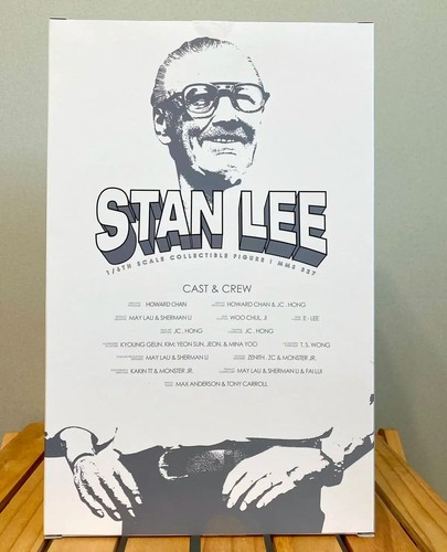 Figura Stan Lee MMS327 Tokyo Comic Convention Limited Hot Toys 2016 Spider Man - Imagen 3 de 4