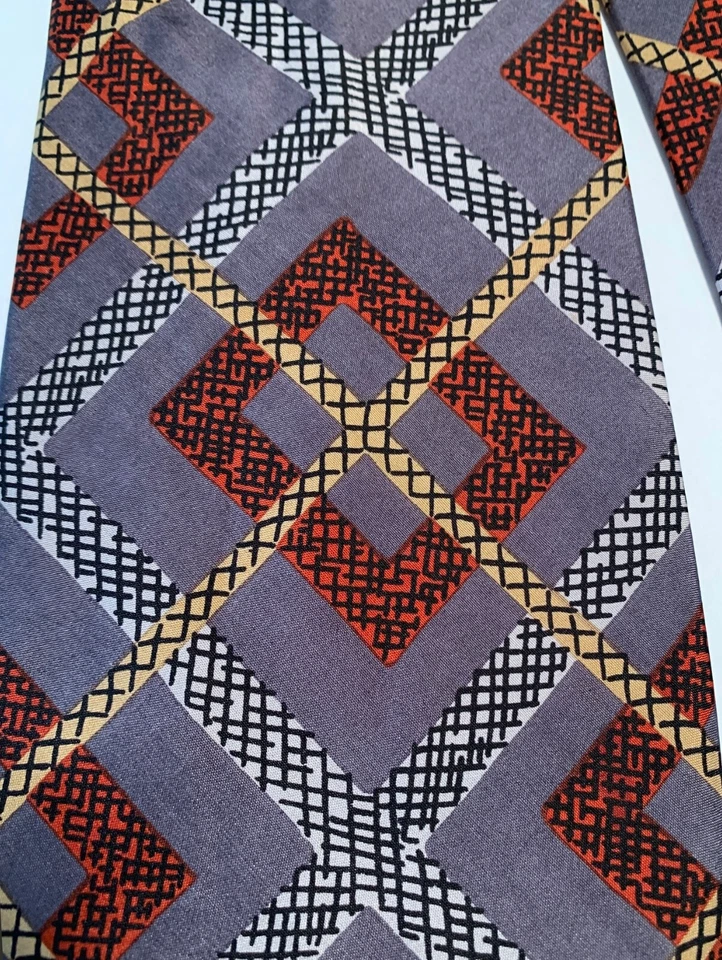 EMANUEL UNGARO PARIS Corbata Geo Gris con Negro Blanco Amarillo Pálido Patrón Óxido Seda Foto 2 de 4