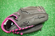 Mizuno Finch RH Throw 11 inch girls baseball glove GPP 1105F1 VGC V 899