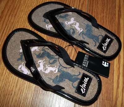 etnies sandals