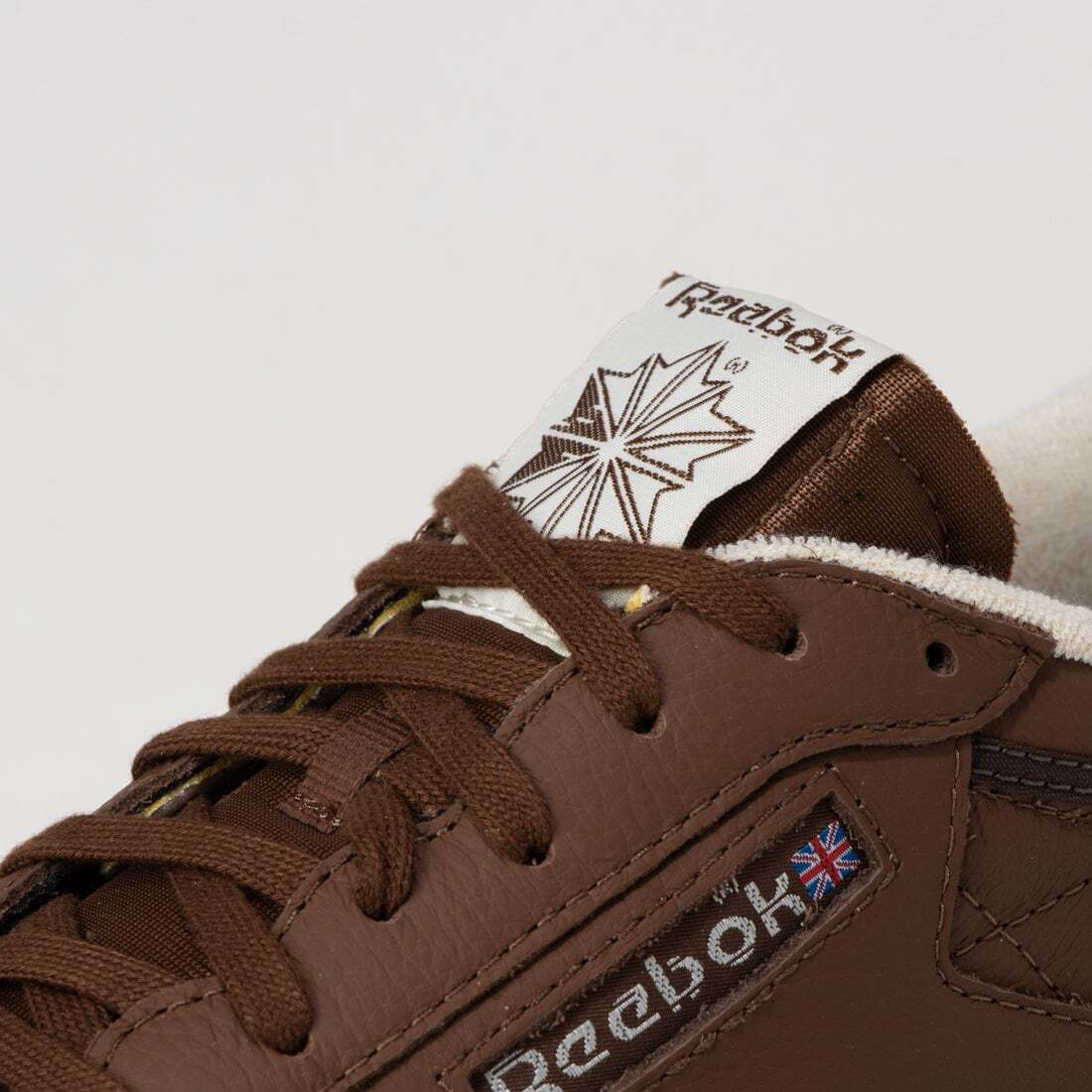 珍*様様 Reebok 安全靴 ブラウン Reebok Club C 85 Vintage Brush Brown Dark Brown Chalk FZ6004