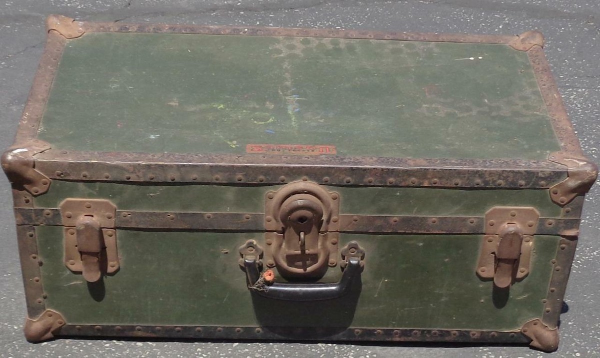 Antique Samson Foot Locker – USABLE – NEEDS TLC – COLLECTIBLE