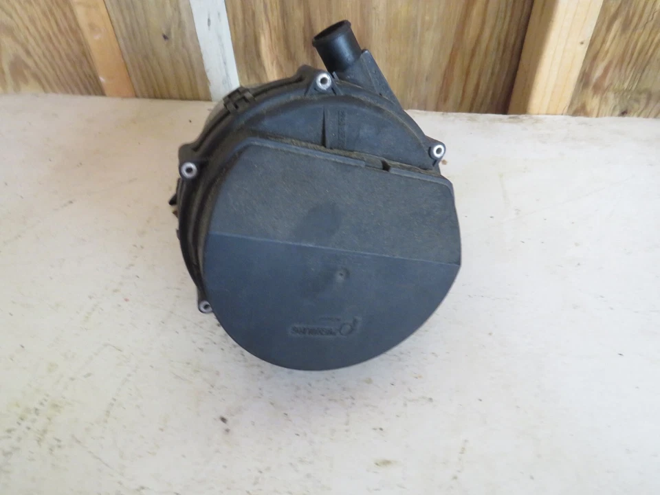 BMW 325Xi 325 XI 2004 2,5 L sedán inyección de aire secundaria bomba de smog Foto 3 de 4