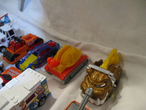 Juego de 40 coches Matchbox varios coches y camionetas excelente estado suelto - Imagen 5 de 13