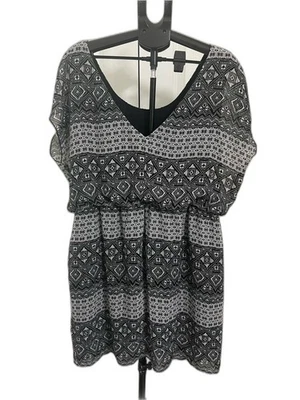 City Triangles Plus Size 2X Black and White Geometric Print Dress Short Slee - Image 1 of 3