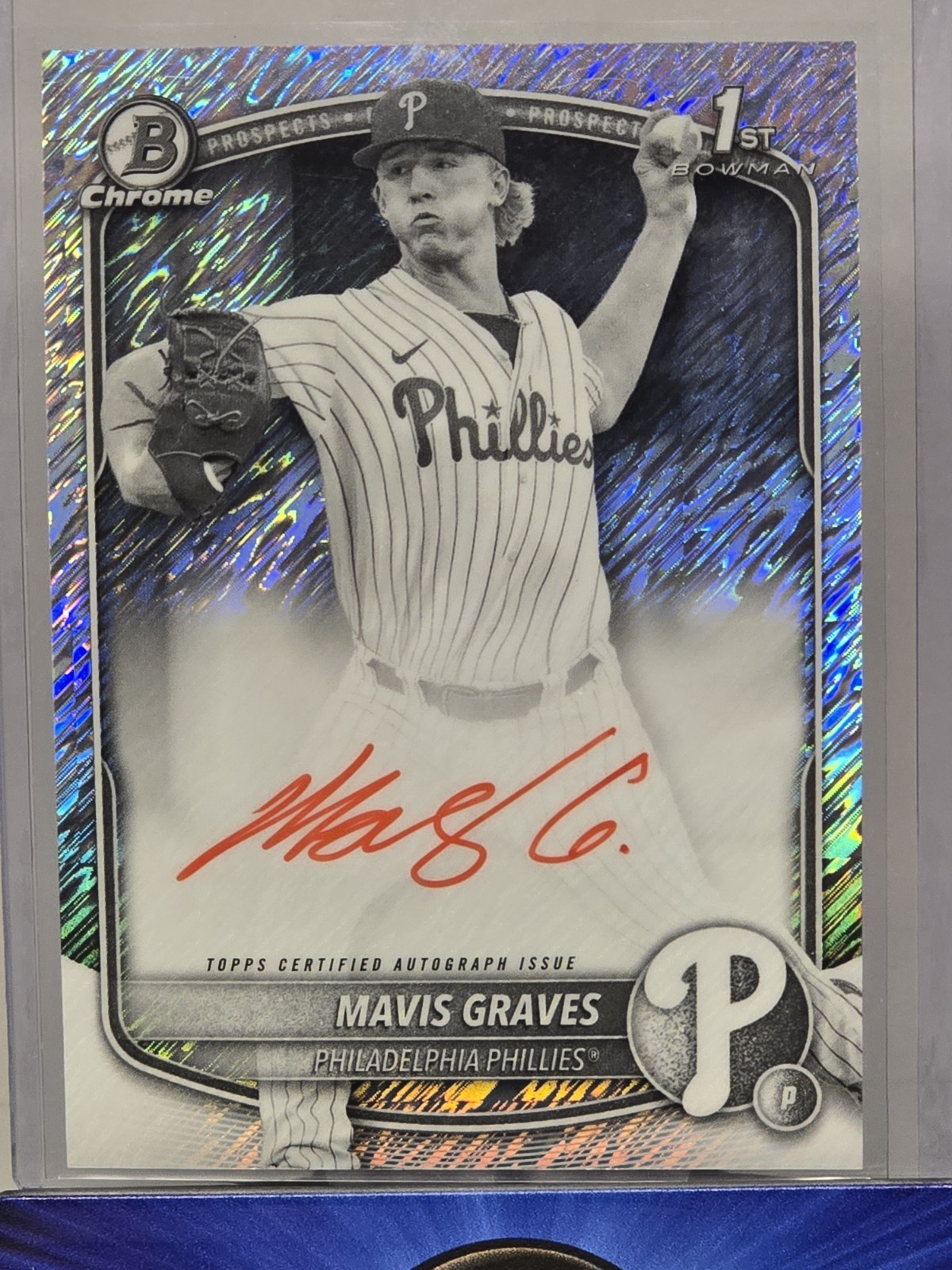 MAVIS GRAVES 2025 BOWMAN CHROME 1ST BLACK WHITE SHIMMER RED INK AUTO Q3917