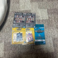 Set di supporti e adesivi in acrilico Ichiban Kuji pezzo unico mai aperto...