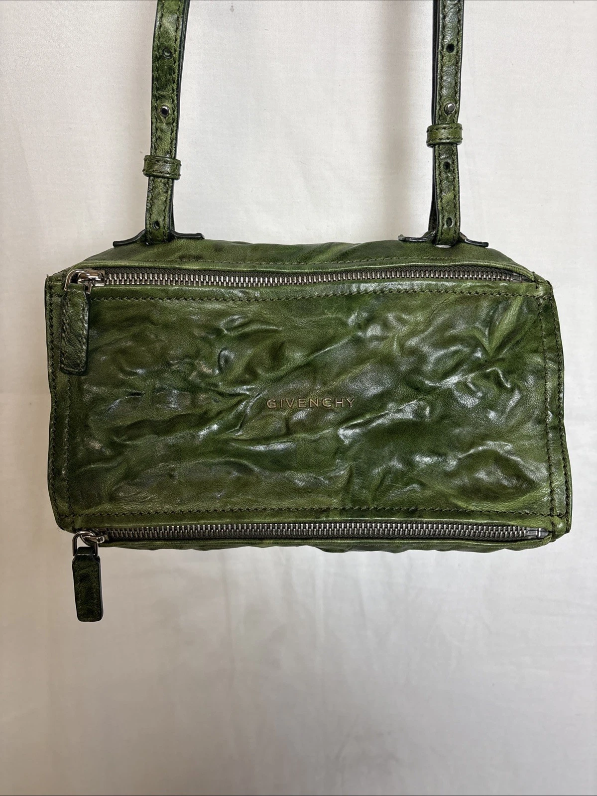 Givenchy — Givenchy Green Crinkled Leather Crossbody Bag Pandora Purse