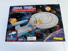 Star Trek USS Enterprise NCC-1701-D Space Talk Series 1995 Playmates 6106