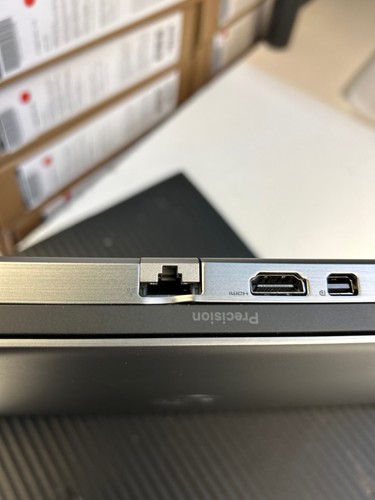Precision 15 7560 Core i7-11800H 2021 32 GB RAM 512 GB 15,6" FHD 220 nits W10 PRO - Imagen 3 de 4