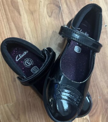 Girls Size F Black Patent Leather Mary Jane School Shoes Etch