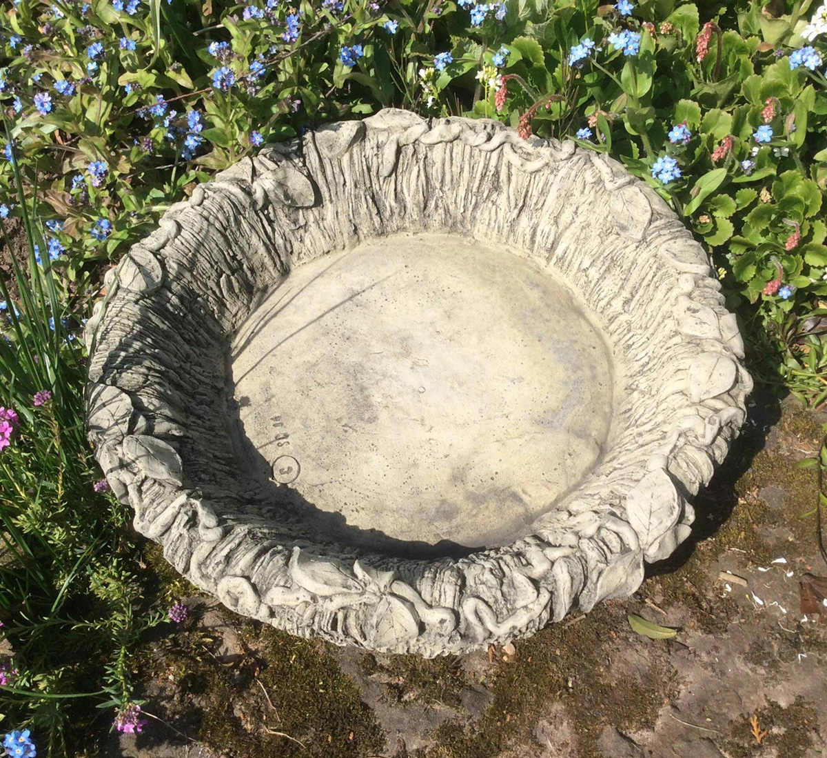 STONE GARDEN LARGE LEAF BIRD BATH TOP ONLY FEEDER BOWL, 47 OFF