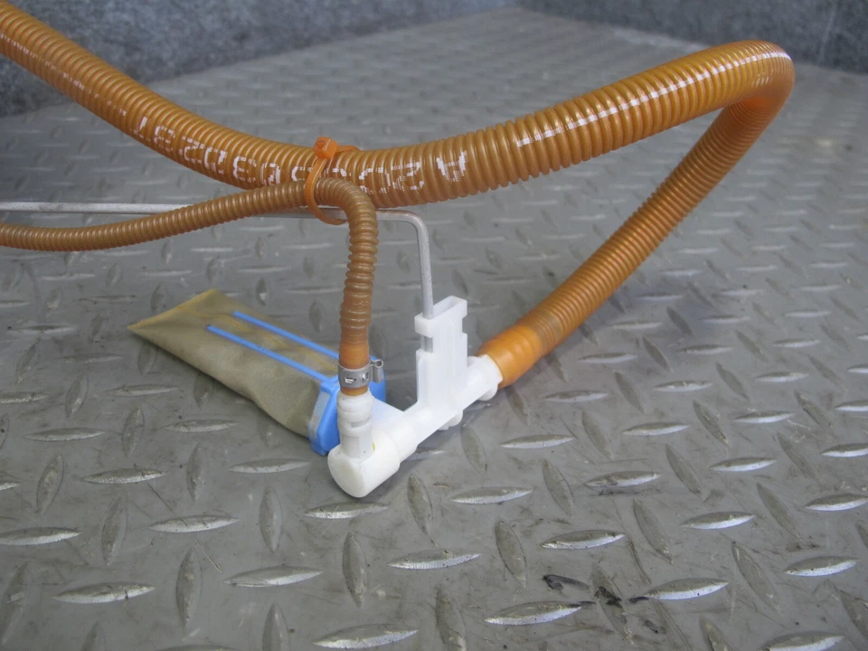 07-11 MERCEDES W164 ML63 AMG M156 FUEL PUMP & SENDING UNIT SET OEM - Image 4 of 4