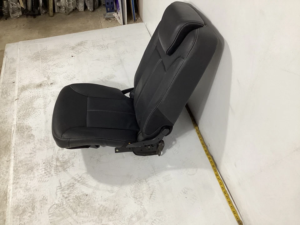 Mercedes Benz GL550 AMG 2007-2012 asiento deportivo cuero OEM. Foto 2 de 4