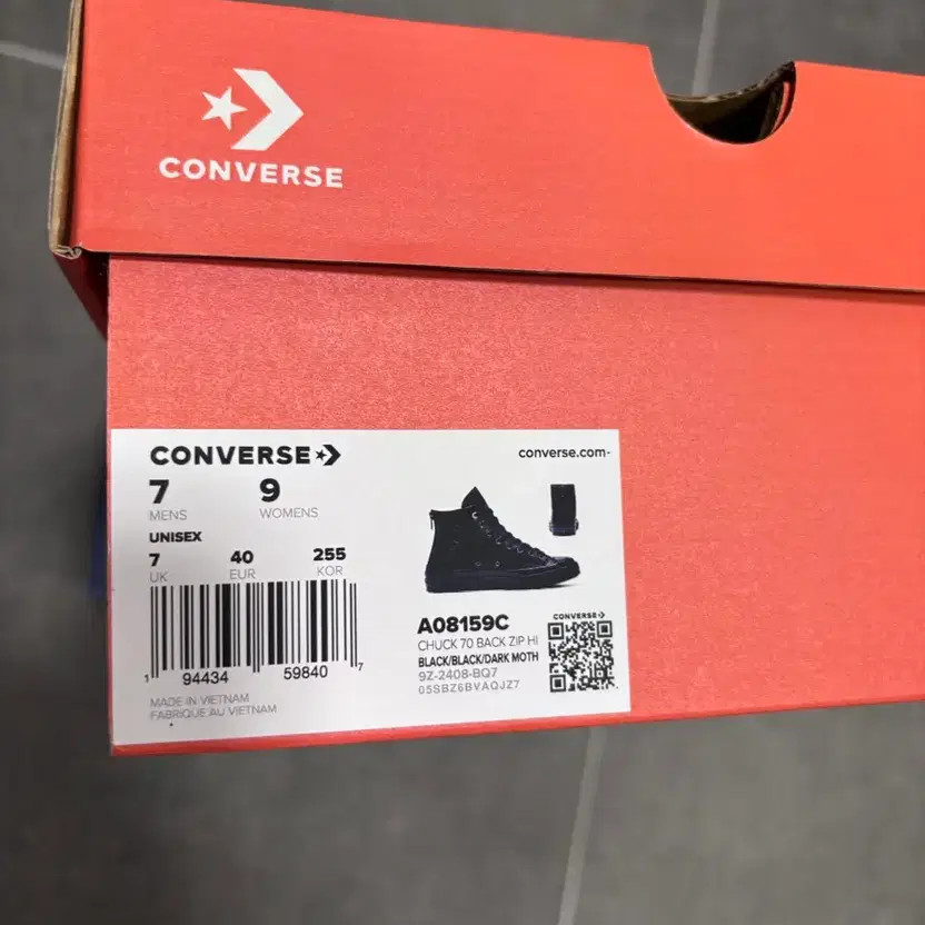 Converse Chuck 70 Leather Sneakers - Black, Size 255