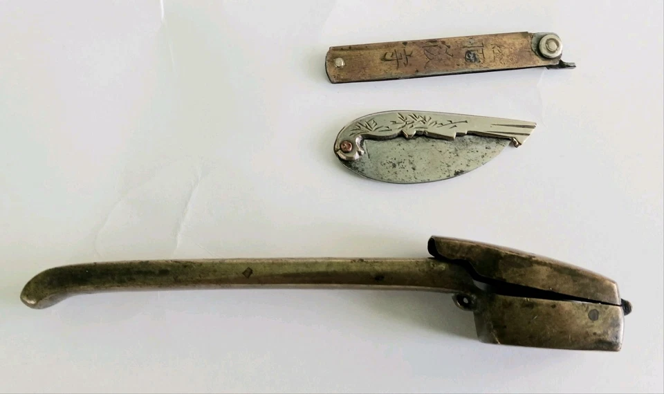 Cuchillo de Pesca Japonés Plata Plegable Kanji Tintero Tanto Latón Antiguo Set Foto 4 de 4