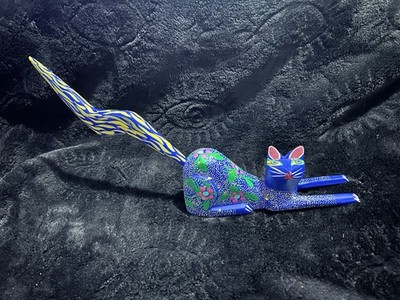 1998 Oaxacan Wood Hand Painted  Blue Cat Carving Mexican Folk Art Signed Vintage