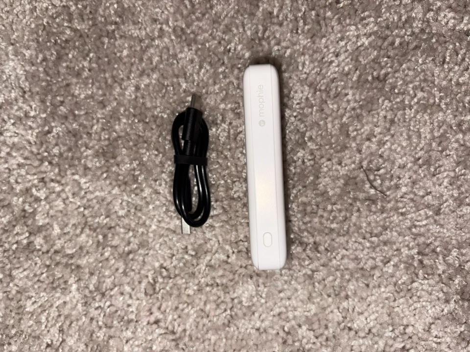 Mophie Portable Battery Charger  - Image 4 of 4