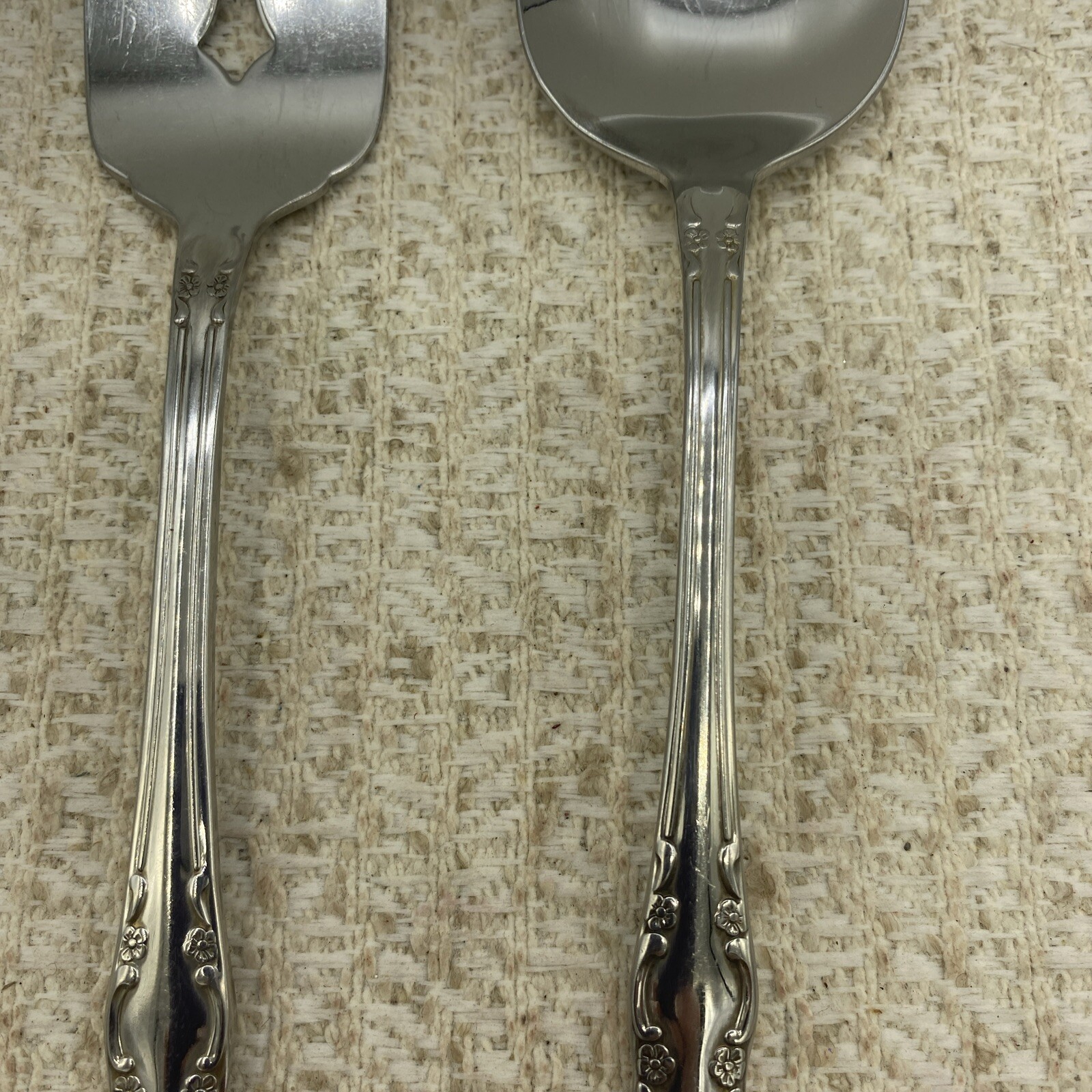 2-Piece Oneida Distinction Deluxe Stainless Salad Server Spoon & Fork 8.5”