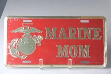USMC MARINE MOM METAL LICENSE PLATE BY MITCHELL PROFFITT CO.