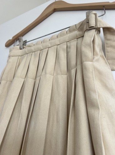 VINTAGE 90s Issey Miyake Women’s Suede Pleated Midi Skirt - Beige / Size 2 - Picture 2 of 5