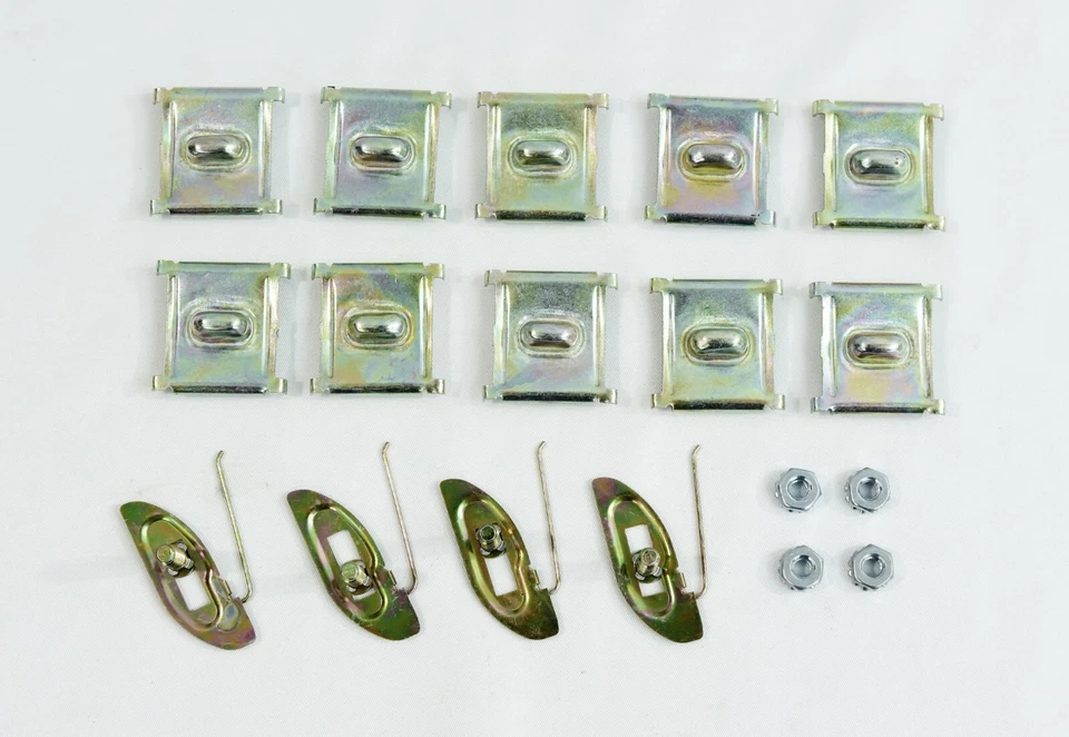 1958 Chevrolet Del Ray 2DR Sedan Side Molding Clip Set & 58 Chevy Parts Catalog — 第 3/4 张图片