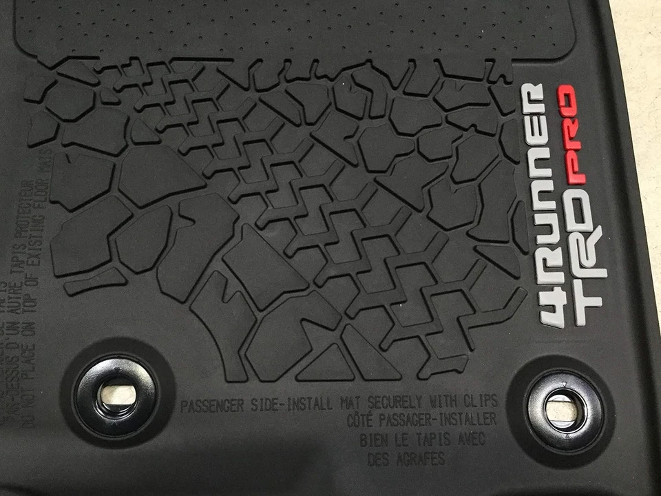 Forros/tapetes negros genuinos para todo tipo de clima Toyota 4Runner TRD Pro Foto 2 de 4