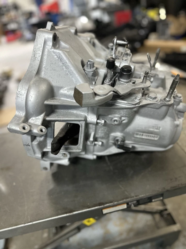 Honda Civic SI 2012-2015 2,4 L K24Z7 LSD transmisión manual de 6 velocidades Sy1M OEM Foto 2 de 4