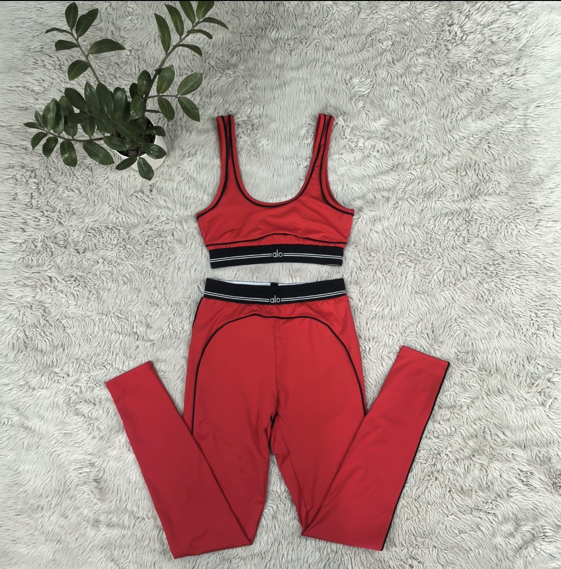 Conjunto de sujetador y leggings deportivos Alo para mujer rojo y negro de 2 piezas, talla S, tejido elástico