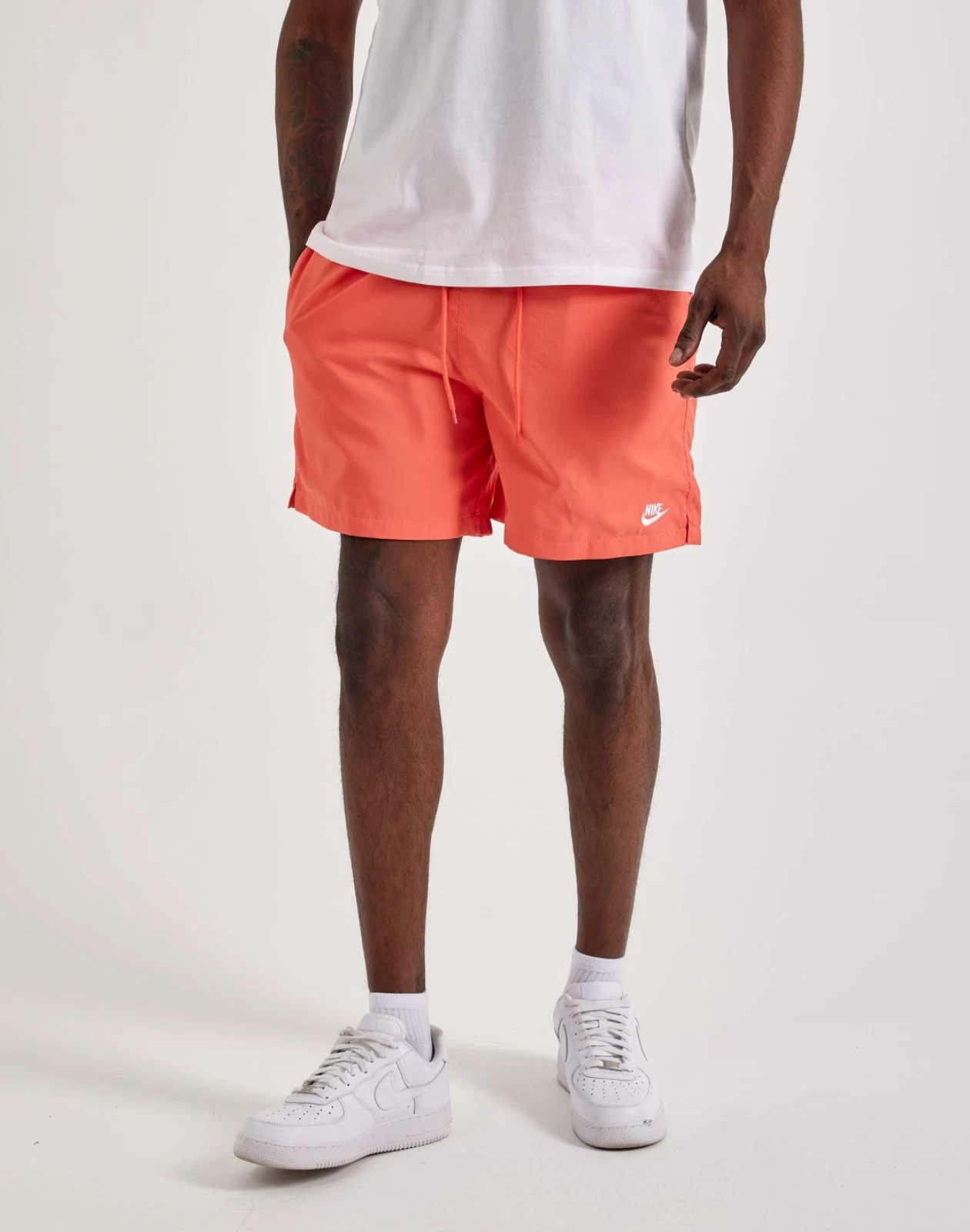 Nike Men’s Club Woven 6" Flow Shorts Magic Ember FN3307-814