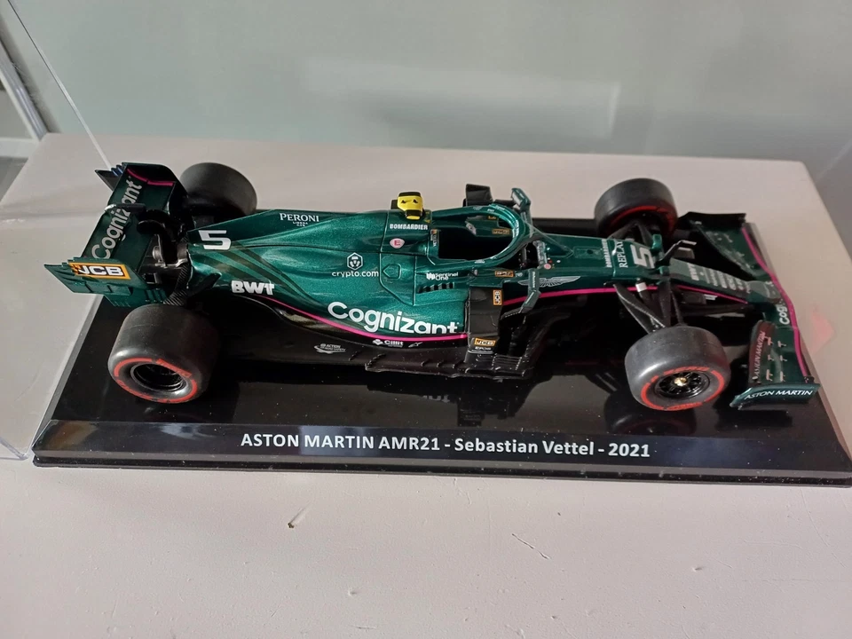 Spark Aston Martin AMR21 NO.5 Aston Martin Cognizant Formula One Team 2nd... - Immagine 2 di 4