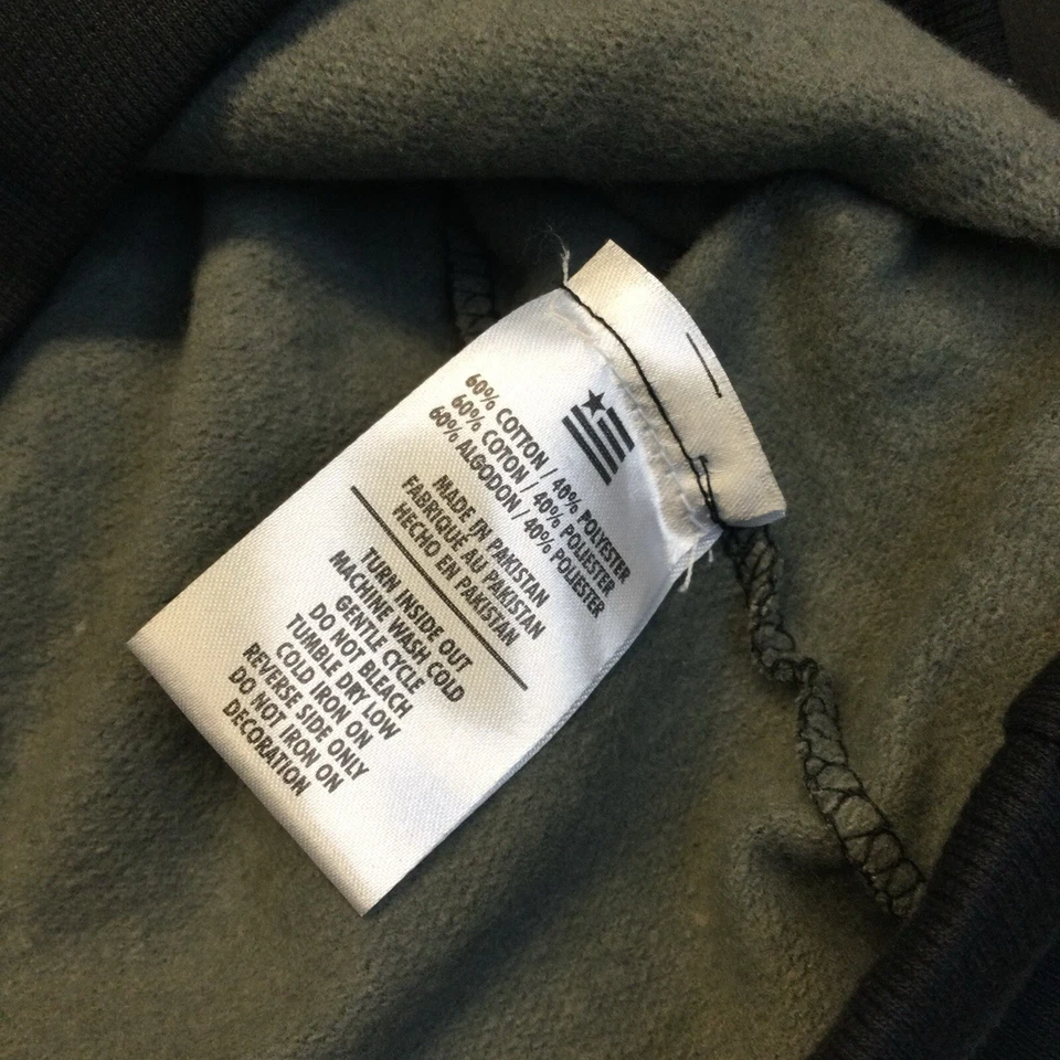 Hollywood the Jean People Camo Print Hoodie, size Med NWT - Image 4 of 4