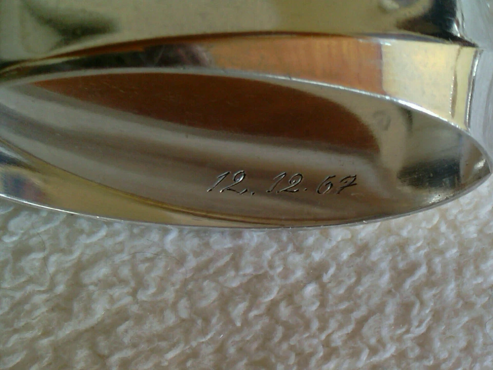 Anillo servilletero alemán moderno vintage de mediados de siglo 800 plata "Alfred" nombre grabado Foto 2 de 4