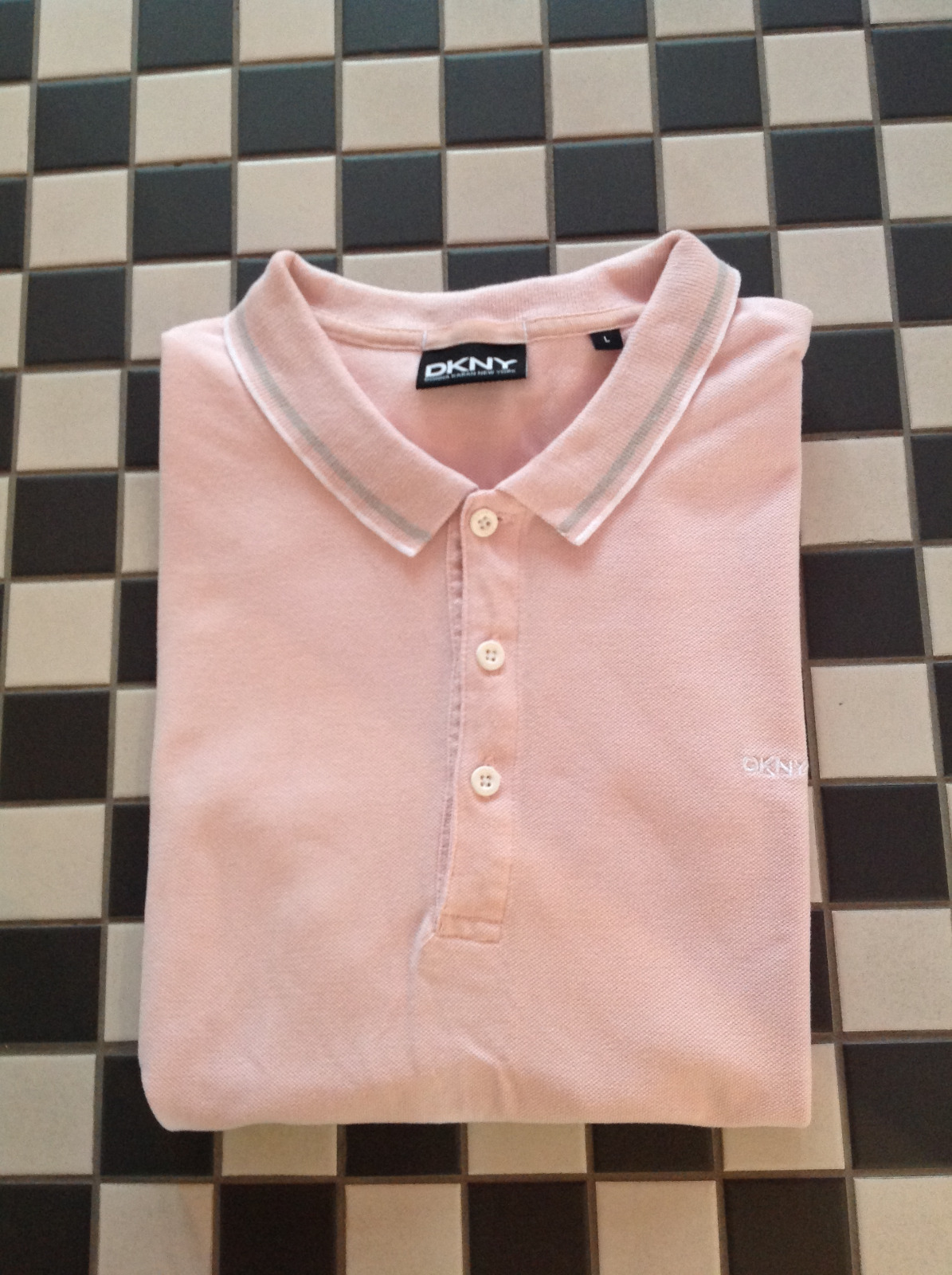 DKNY Men's polo shirt taille L rose bébé DKNY shirt Men's polo shirt DKNY taille L rose bébé 2d1c66