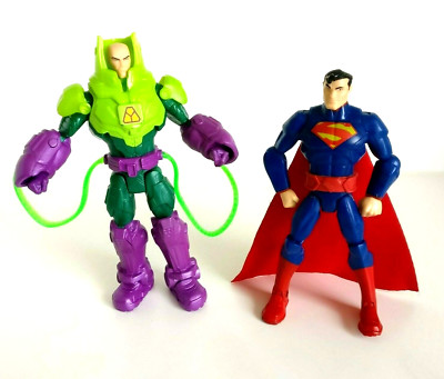 Lex Luthor Kryptonite Suit und Superman Figurenset JL Total Heroes DC Comics